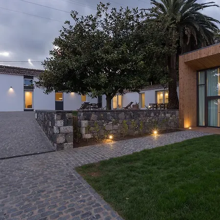 ファームステイ Quinta De Santa Clara ポンタ・デルガダ